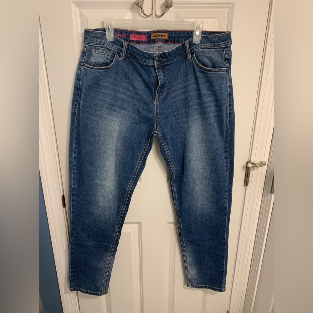 Gramicci Women's 14/29 Blue Vintage Wash Regular Fit Tapered Jeans (38” Waist)